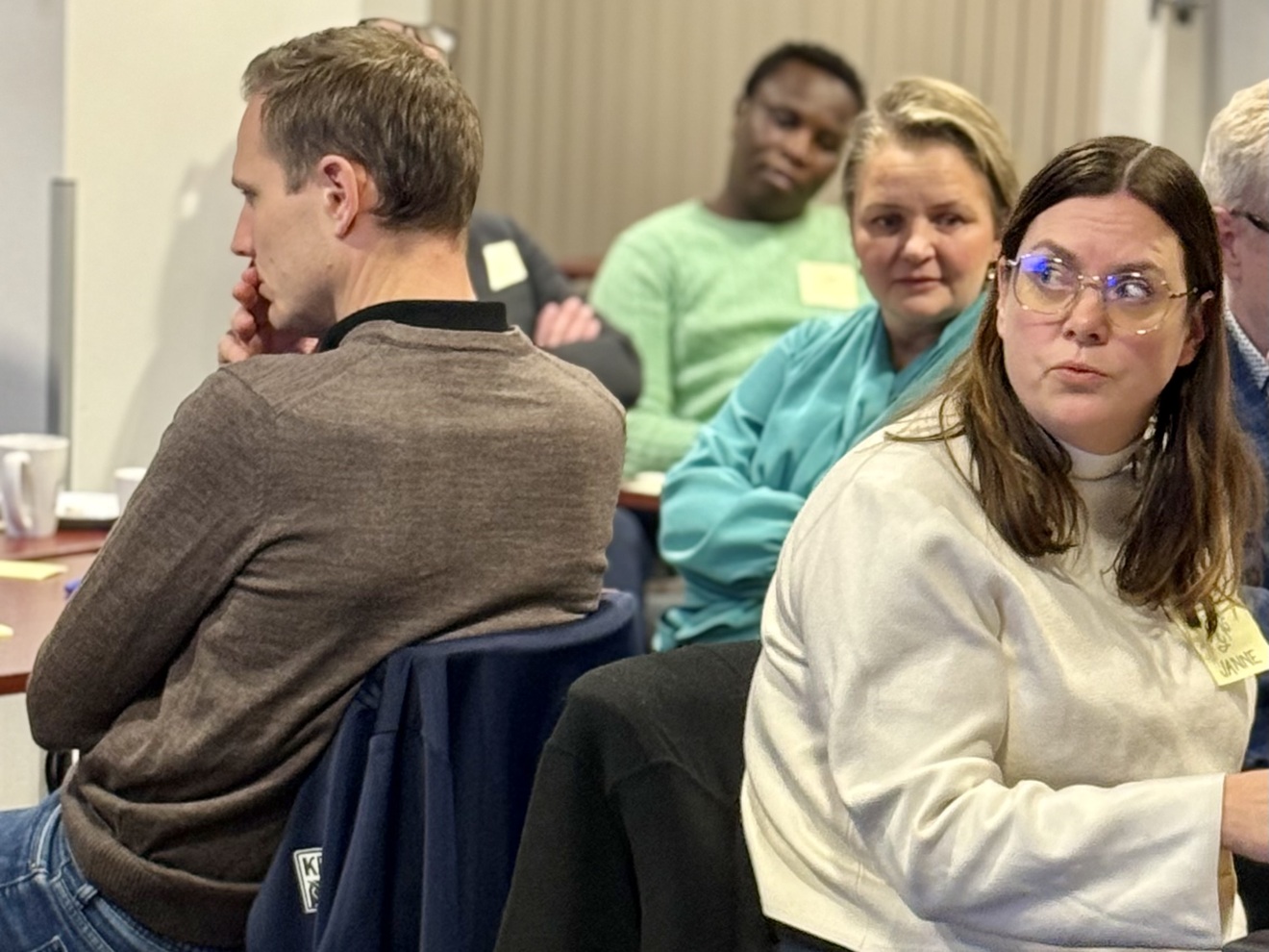 Deltakere i fortell det!