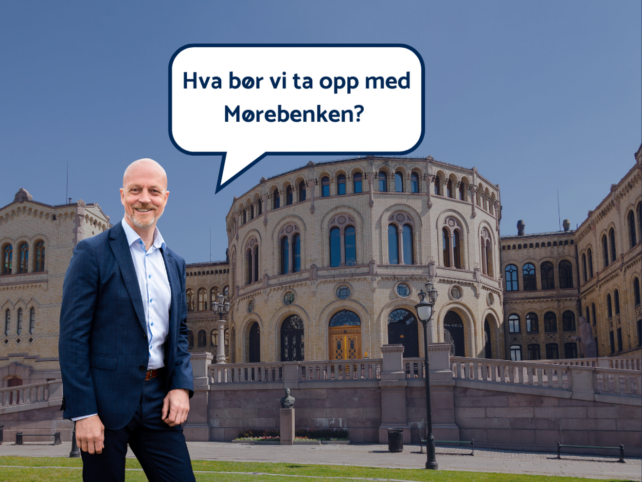 En mann er limt inn foran et bilde av Stortinget. Han smiler mot kamera. I en snakkeboble står det: 